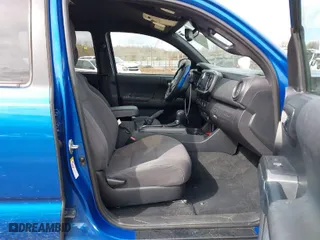 2018 Toyota Tacoma SR with VIN 3TMCZ5AN3JM136826, listed as a IAAI auction lot 41664482 with 124,731 mi miles. Bid and sale history available at carsss.com. Image 5.