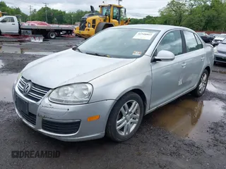 2007 Volkswagen Jetta Wolfsburg Edition с VIN 3VWEG71K67M155277, выставлен на аукционе IAAI как лот 42348863 с пробегом 141 788 миль миль и . История ставок и продаж доступна на DreamBid. Изображение 13.