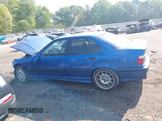 1998 BMW 3 Series z VIN WBSCD9324WEE08785, wystawiony jako IAAI lot #42065988 z przebiegiem 202 400 mil mil oraz . Historia ofert i sprzedaży dostępna na DreamBid. Obrazek 14.