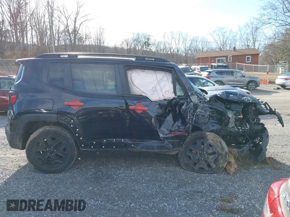 2018 Jeep Renegade Trailhawk with VIN ZACCJBCB3JPG81009, listed as a IAAI auction lot 41537095 with 91,506 mi miles. Bid and sale history available at carsss.com. Image 14.