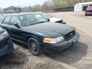 2010 Ford Police Interceptor с VIN 2FABP7BV3AX143703, выставлен на аукционе IAAI как лот 42005604 с пробегом 93 009 миль миль и . История ставок и продаж доступна на DreamBid. Изображение 1.