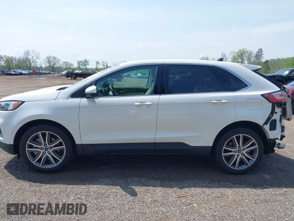 2022 Ford Edge Titanium with VIN 2FMPK4K93NBA83873, listed as a IAAI auction lot 42161317 with 15,780 mi miles. Bid and sale history available at carsss.com. Image 15.