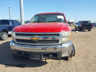 2013 Chevrolet Silverado 1500 LT with VIN 1GCNKSE09DZ136343, listed as a IAAI auction lot 41687873 with 126,594 mi miles and . Bid and sale history available at DreamBid. Image 12.