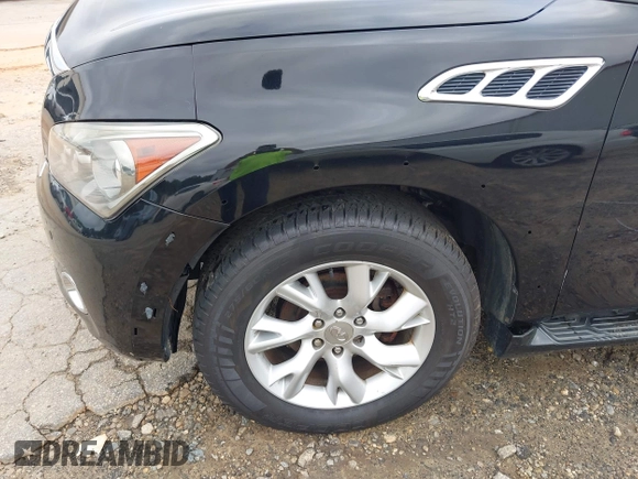 2011 Infiniti QX56 8-passenger z VIN JN8AZ2NC2B9300974, wystawiony jako IAAI lot #42453675 z przebiegiem Nie podano mil oraz . Historia ofert i sprzedaży dostępna na DreamBid. Obrazek 6.
