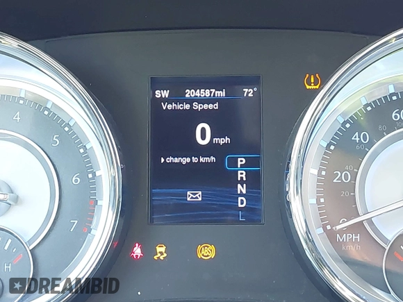 2014 Chrysler 300 with VIN 2C3CCAEG5EH372859, listed as a IAAI auction lot 42004993 with 204,587 mi miles. Bid and sale history available at carsss.com. Image 15.