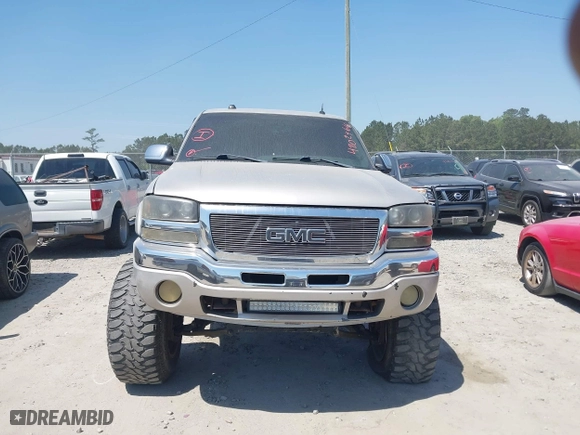 2004 GMC Sierra 1500 Crew Cab SLE with VIN 2GTEK13T241337808, listed as a IAAI auction lot 42024616 with 1 mi miles. Bid and sale history available at carsss.com. Image 11.