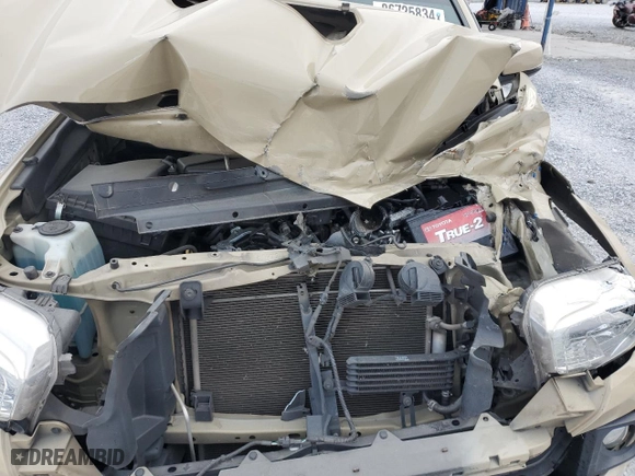 2016 Toyota Tacoma SR5 with VIN 3TMBZ5DN0GM004591, listed as a Copart auction lot 86725834 with 92,378 mi miles and Salvage Title. Bid and sale history available at carsss.com. Image 12.