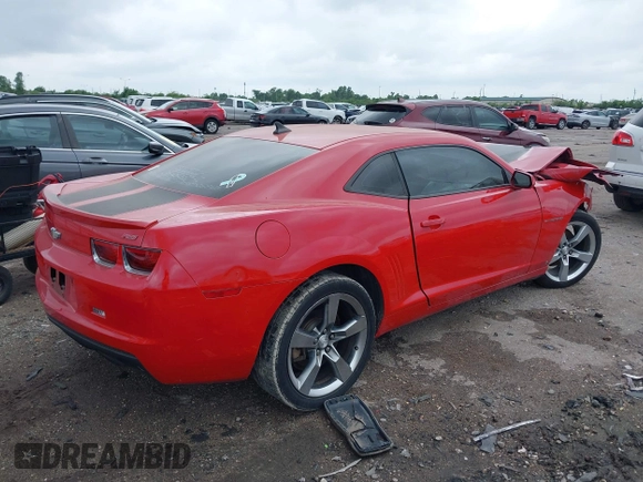 2010 Chevrolet Camaro 1LT z VIN 2G1FB1EV5A9104868, wystawiony jako IAAI lot #42206793 z przebiegiem 200 451 mil mil oraz . Historia ofert i sprzedaży dostępna na DreamBid. Obrazek 4.