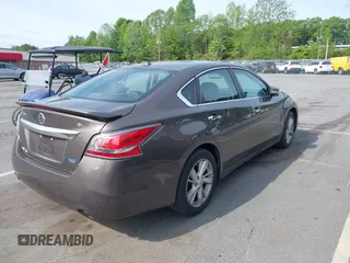 2014 Nissan Altima SV with VIN 1N4AL3APXEC134101, listed as a IAAI auction lot 42102731 with 178,791 mi miles and . Bid and sale history available at DreamBid. Image 4.