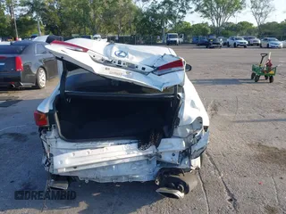 2019 Lexus IS 300 z VIN JTHBA1D21K5093168, wystawiony jako IAAI lot #42110034 z przebiegiem 68 351 mil mil oraz . Historia ofert i sprzedaży dostępna na DreamBid. Obrazek 17.