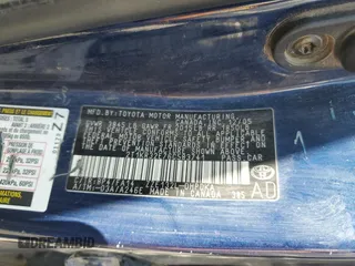 2006 Toyota Matrix STD with VIN 2T1KR32E76C583741, listed as a Copart auction lot 62544585 with 170,389 mi miles and Clean title. Bid and sale history available at DreamBid. Image 12.