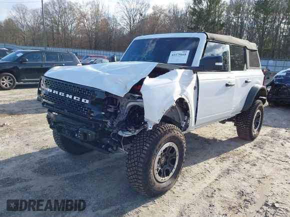2022 Ford Bronco with VIN 1FMEE5DP7NLB41371, listed as a IAAI auction lot 41575668 with 5,168 mi miles. Bid and sale history available at carsss.com. Image 6.