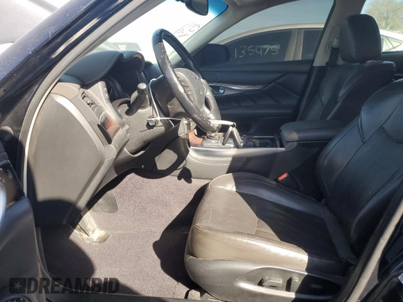 2015 Infiniti Q70 z VIN JN1BY1PR6FM830997, wystawiony jako Copart lot #41895875 z przebiegiem 203 061 mil mil oraz Szkoda całkowita • Salvage title. Historia ofert i sprzedaży dostępna na DreamBid. Obrazek 7.