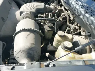 2005 Ford F-150 XLT z VIN 1FTRW12W05FA87819, wystawiony jako IAAI lot #43476085 z przebiegiem 269 483 mil mil oraz . Historia ofert i sprzedaży dostępna na DreamBid. Obrazek 12.