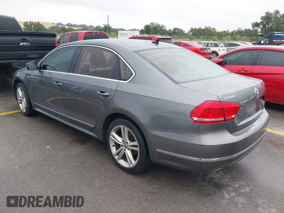 2013 Volkswagen Passat SE with VIN 1VWBN7A34DC148052, listed as a IAAI auction lot 42423919 with 83,634 mi miles and . Bid and sale history available at DreamBid. Image 3.
