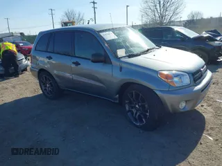2005 Toyota RAV4 with VIN JTEHD20V150068910, listed as a IAAI auction lot 41832871 with 105,000 mi miles. Bid and sale history available at carsss.com. Image 1.