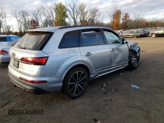 2024 Audi Q7 Premium Plus with VIN WA1LXBF71RD009928, listed as a Copart auction lot 77769904 with 12,012 mi miles and Salvage title. Bid and sale history available at DreamBid. Image 3.