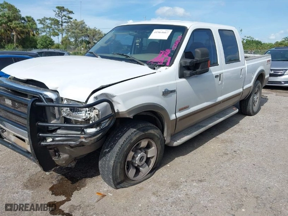 2004 Ford Super Duty F-250 XL with VIN 1FTNW21P14EC75963, listed as a IAAI auction lot 41964667 with 139,208 mi miles. Bid and sale history available at carsss.com. Image 2.