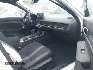 2025 Honda Civic Sport with VIN 2HGFE2F50SH516112, listed as a IAAI auction lot 41578183 with 8,138 mi miles and . Bid and sale history available at DreamBid. Image 5.