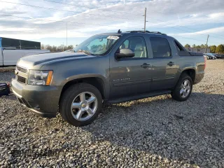 2011 Chevrolet Avalanche LT with VIN 3GNMCFE07BG314867, listed as a Copart auction lot 88278765 with 58,092 mi miles and Salvage title. Bid and sale history available at DreamBid. Image 1.
