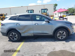 2024 Kia Sportage LX with VIN KNDPUCDF6R7228446, listed as a IAAI auction lot 42167577 with 39,727 mi miles and . Bid and sale history available at DreamBid. Image 13.