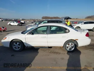 2006 Ford Taurus SE with VIN 1FAFP53U36A191164, listed as a IAAI auction lot 41768627 with 190,277 mi miles. Bid and sale history available at carsss.com. Image 14.