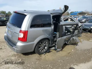2016 Chrysler Town & Country S with VIN 2C4RC1HG3GR167443, listed as a Copart auction lot 47938035 with 0 mi miles and Salvage Title. Bid and sale history available at carsss.com. Image 3.