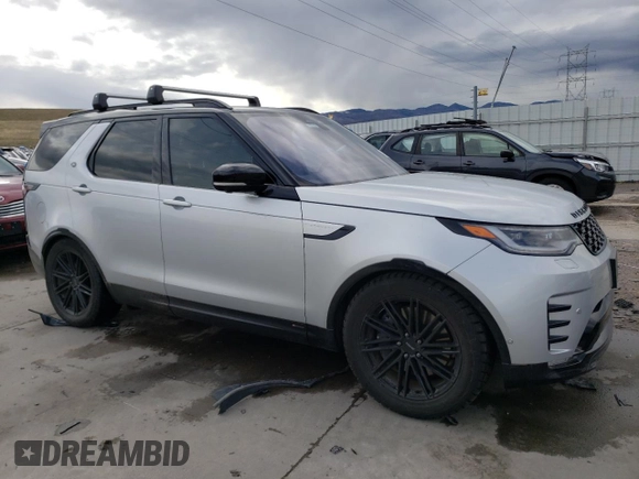 2021 Land Rover Discovery with VIN SALRT4RUXM2452875, listed as a Copart auction lot 49370244 with 21,293 mi miles and . Bid and sale history available at DreamBid. Image 4.