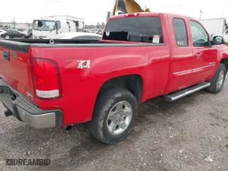 2011 GMC Sierra 1500 SLE with VIN 1GTR2VE31BZ459814, listed as a IAAI auction lot 41726386 with 209,740 mi miles. Bid and sale history available at carsss.com. Image 4.