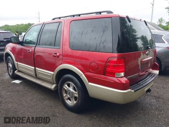 2006 Ford Expedition Eddie Bauer z VIN 1FMPU17506LA33013, wystawiony jako IAAI lot #42201809 z przebiegiem 205 163 mil mil oraz . Historia ofert i sprzedaży dostępna na DreamBid. Obrazek 3.
