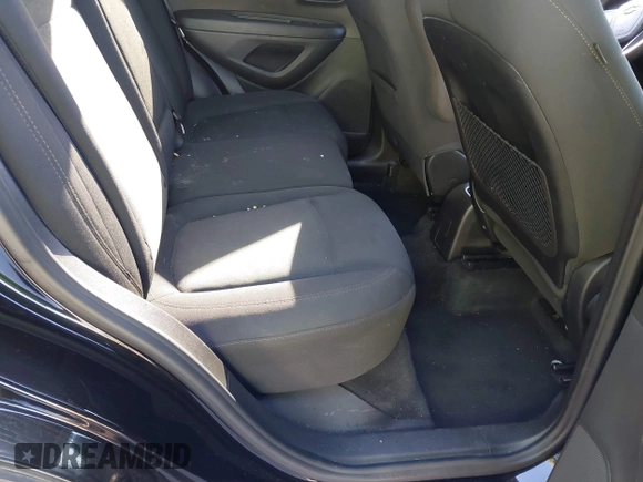 2019 Chevrolet Trax LS with VIN 3GNCJKSB6KL178934, listed as a IAAI auction lot 41772894 with 126,468 mi miles. Bid and sale history available at carsss.com. Image 8.