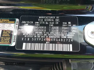 2024 Kia Telluride LX z VIN 5XYP24GC6RG482724, wystawiony jako IAAI lot #41806081 z przebiegiem 37 700 mil mil oraz . Historia ofert i sprzedaży dostępna na DreamBid. Obrazek 9.