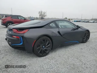 2015 BMW i8 z VIN WBY2Z2C58FV391197, wystawiony jako Copart lot #43354295 z przebiegiem Nie podano mil oraz Szkody całkowita. Historia ofert i sprzedaży dostępna na DreamBid. Obrazek 3.