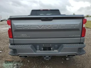 2020 Chevrolet Silverado 1500 Custom with VIN 1GCRWBEF3LZ191136, listed as a Copart auction lot 81049624 with 77,711 mi miles and Salvage Title. Bid and sale history available at carsss.com. Image 6.