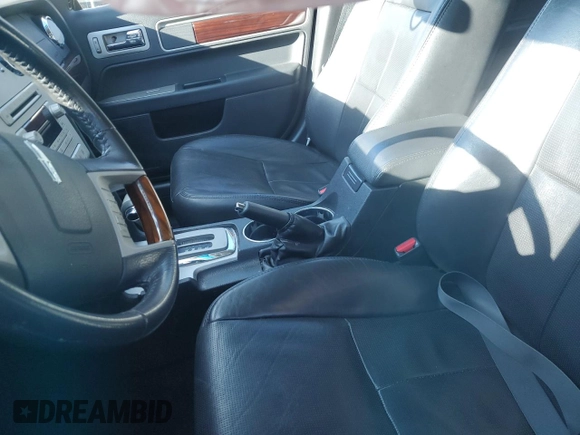 2008 Lincoln MKZ z VIN 3LNHM28T68R611563, wystawiony jako Copart lot #50805495 z przebiegiem 92 238 mil mil oraz Szkoda całkowita • Salvage title. Historia ofert i sprzedaży dostępna na DreamBid. Obrazek 8.