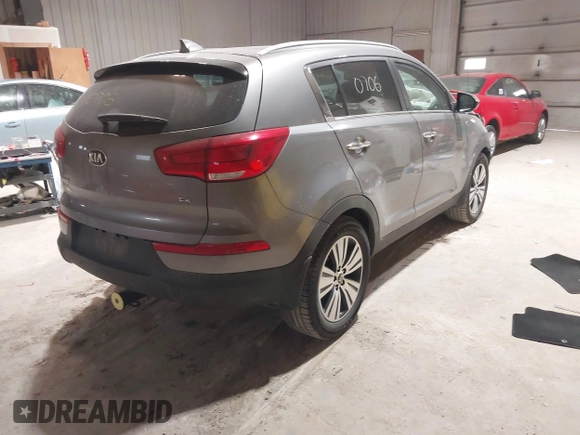 2016 Kia Sportage EX with VIN KNDPCCACXG7869254, listed as a IAAI auction lot 41830706 with 107,448 mi miles and . Bid and sale history available at carsss.com. Image 4.