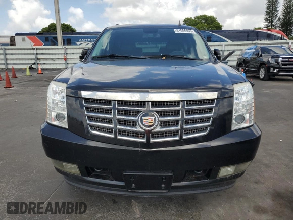2014 Cadillac Escalade ESV Luxury with VIN 1GYS4HEF8ER211646, listed as a Copart auction lot 61066035 with 218,137 mi miles and Clean title. Bid and sale history available at DreamBid. Image 5.