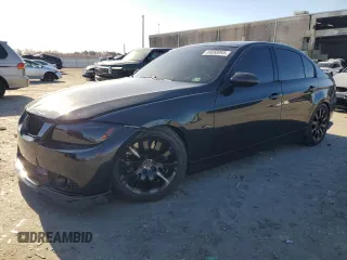 2008 BMW 3 Series 335i z VIN WBAVB77568NM06483, wystawiony jako Copart lot #49850085 z przebiegiem Nie podano mil oraz Szkody całkowita. Historia ofert i sprzedaży dostępna na DreamBid. Obrazek 1.