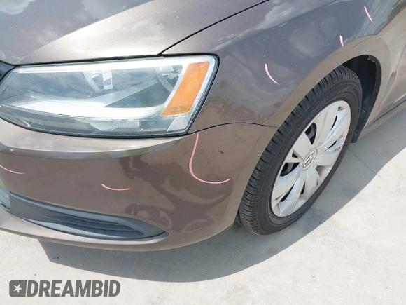 2012 Volkswagen Jetta SE with VIN 3VWDX7AJ3CM121987, listed as a IAAI auction lot 42520818 with 149,997 mi miles and . Bid and sale history available at DreamBid. Image 6.