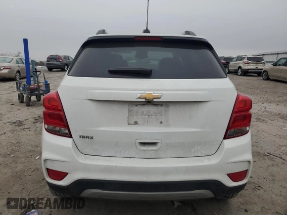 2022 Chevrolet Trax LT with VIN KL7CJLSM6NB509112, listed as a Copart auction lot 43386365 with 82,817 mi miles and Clean Title. Bid and sale history available at carsss.com. Image 6.