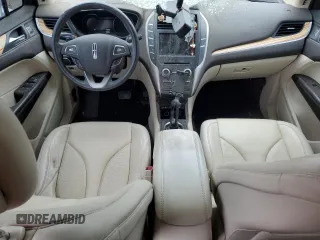 2015 Lincoln MKC z VIN 5LMTJ2AH6FUJ37822, wystawiony jako Copart lot #51931505 z przebiegiem 138 188 mil mil oraz Szkoda całkowita • Salvage title. Historia ofert i sprzedaży dostępna na DreamBid. Obrazek 8.