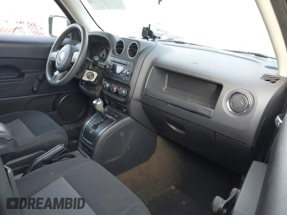 2017 Jeep Patriot Sport SE with VIN 1C4NJPBA3HD166261, listed as a IAAI auction lot 41285535 with 99,600 mi miles and . Bid and sale history available at DreamBid. Image 5.