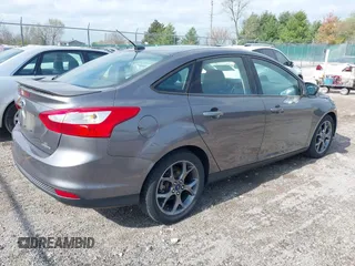 2013 Ford Focus SE with VIN 1FADP3F22DL333107, listed as a IAAI auction lot 41927543 with 115,048 mi miles and . Bid and sale history available at carsss.com. Image 4.