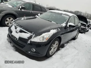 2015 Infiniti Q40 with VIN JN1CV6AR4FM521211, listed as a Copart auction lot 84142874 with 109,908 mi miles and Salvage Title. Bid and sale history available at carsss.com. Image 1.