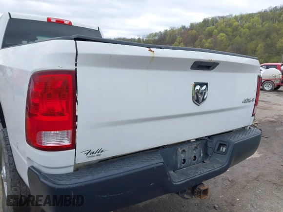 2015 Ram 2500 Tradesman с VIN 3C6TR5HTXFG695405, выставлен на аукционе IAAI как лот 42051190 с пробегом 144 503 миль миль и . История ставок и продаж доступна на DreamBid. Изображение 16.