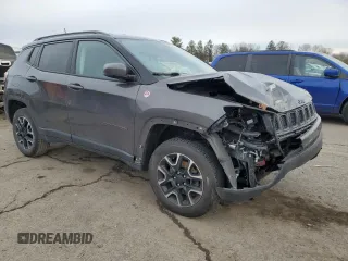 2021 Jeep Compass Trailhawk with VIN 3C4NJDDB1MT523820, listed as a Copart auction lot 45892595 with 81,406 mi miles and Salvage title. Bid and sale history available at DreamBid. Image 4.