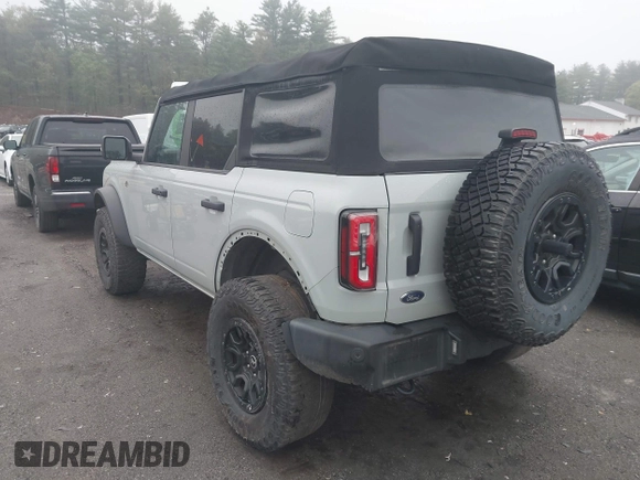 2022 Ford Bronco with VIN 1FMEE5DP2NLA70127, listed as a IAAI auction lot 42224917 with 28,923 mi miles and . Bid and sale history available at DreamBid. Image 14.