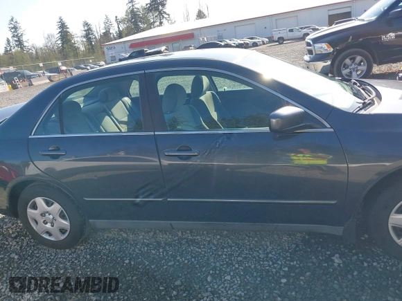 2005 Honda Accord LX z VIN 1HGCM56495A156436, wystawiony jako IAAI lot #42100059 z przebiegiem 325 497 mil mil oraz . Historia ofert i sprzedaży dostępna na DreamBid. Obrazek 13.