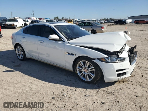 2019 Jaguar XE 25t Premium with VIN SAJAD4FX9KCP49404, listed as a Copart auction lot 48826365 with 141,322 mi miles and Salvage Title. Bid and sale history available at DreamBid. Image 4.