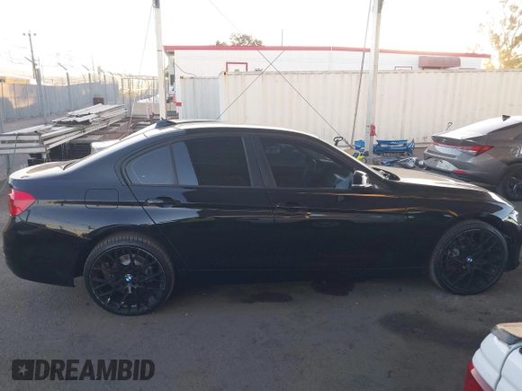 2018 BMW 3 Series 320i with VIN WBA8E1G54JNU91167, listed as a IAAI auction lot 40891360 with 93,976 mi miles. Bid and sale history available at carsss.com. Image 13.